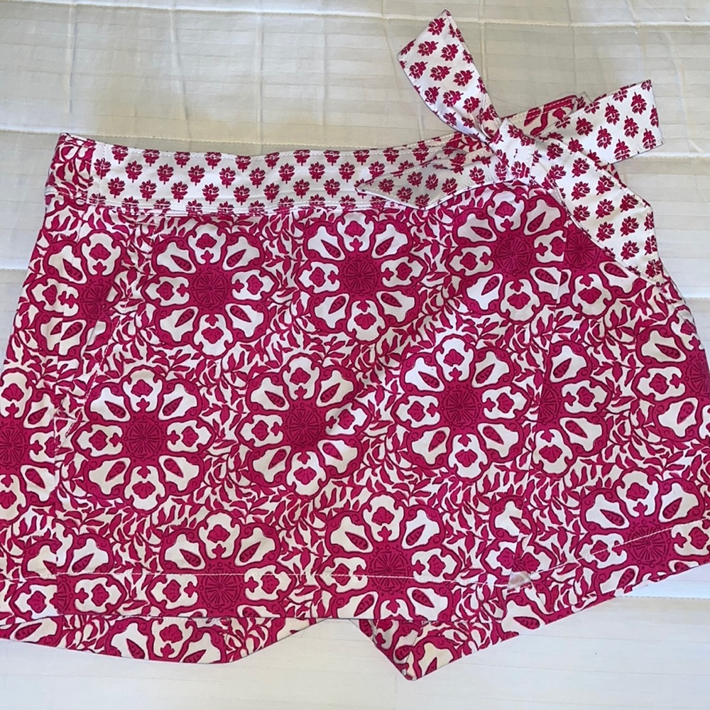 Vineyard Vines floral print skort